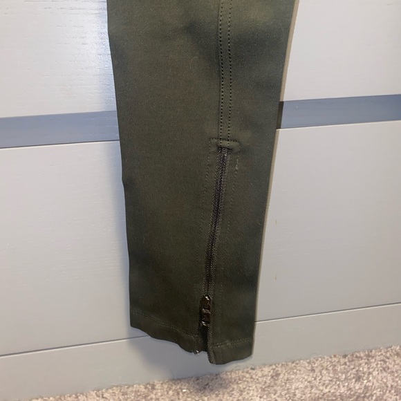 Bcbgmaxazria Christopher Leggings Pants Zipper Detail Deep Olive - Picture 4 of 5